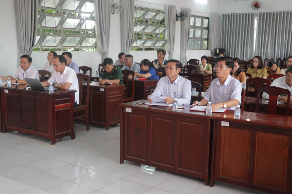 Tiếp xúc cử tri với đại biểu HĐND huyện trước kỳ họp thứ 22 khoá V nhiệm kỳ 2021-2026